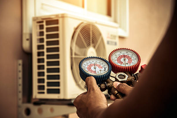 Professional Hvac Maintenance technician working in Rialto, CA